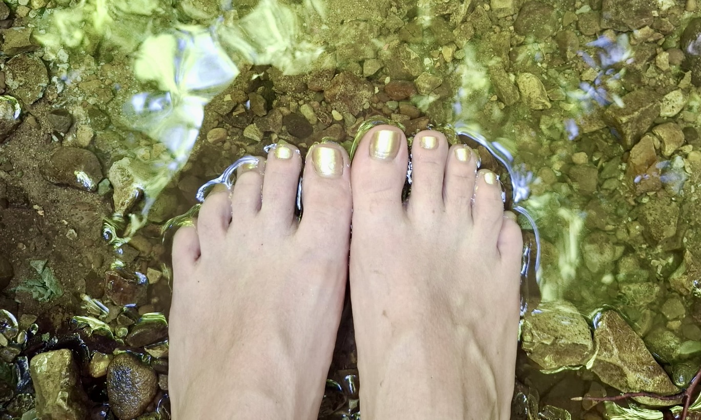 "Gönne Deinen Füßen eine Auszeit - für Leichtigkeit, Wohlbefinden & neue Energie"